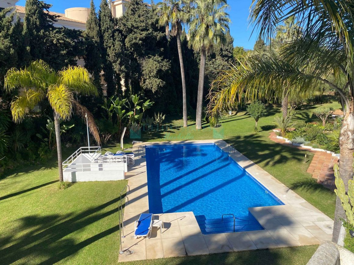 Ground Floor Apartment for sale in Marbella - Puerto Banus