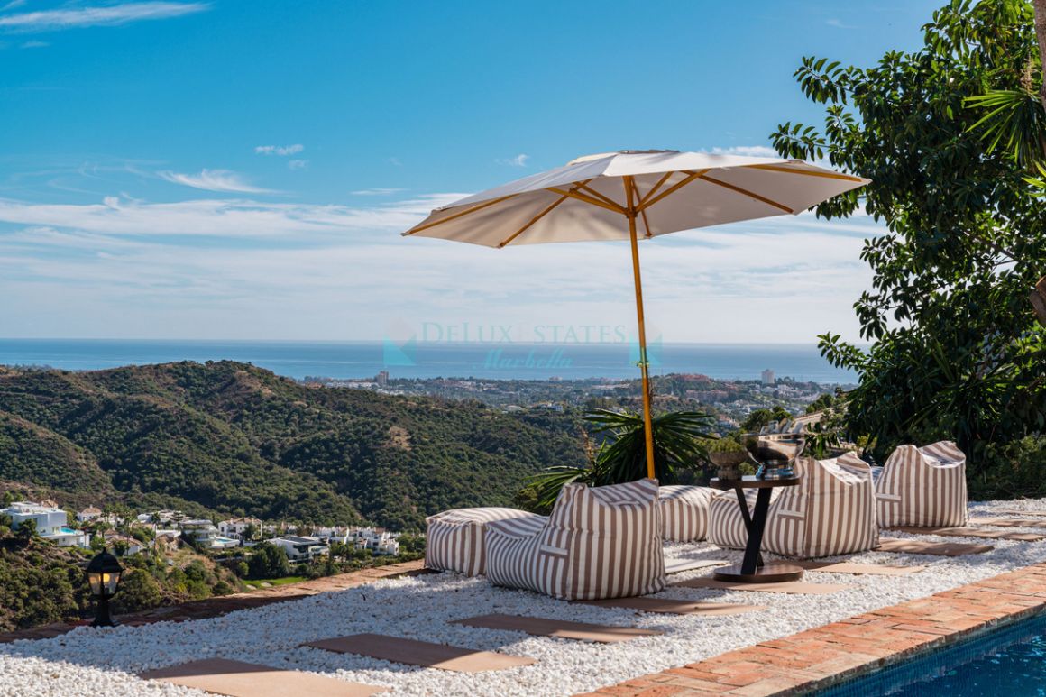 Villa in El Madroñal, Benahavis