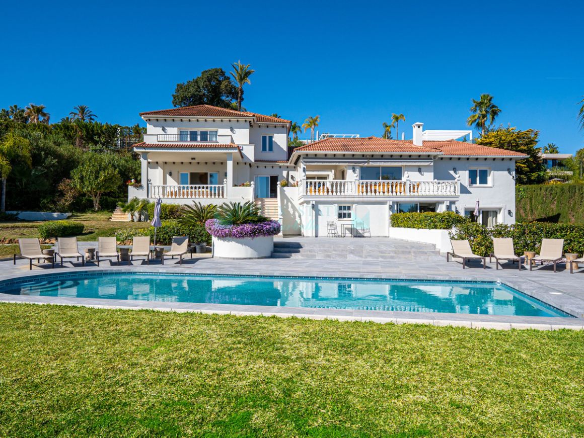 Villa en alquiler en Nueva Andalucia