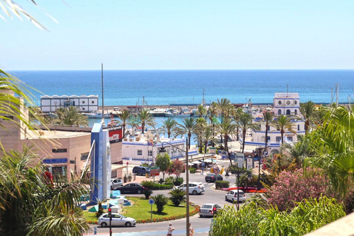 Ático en alquiler en Estepona