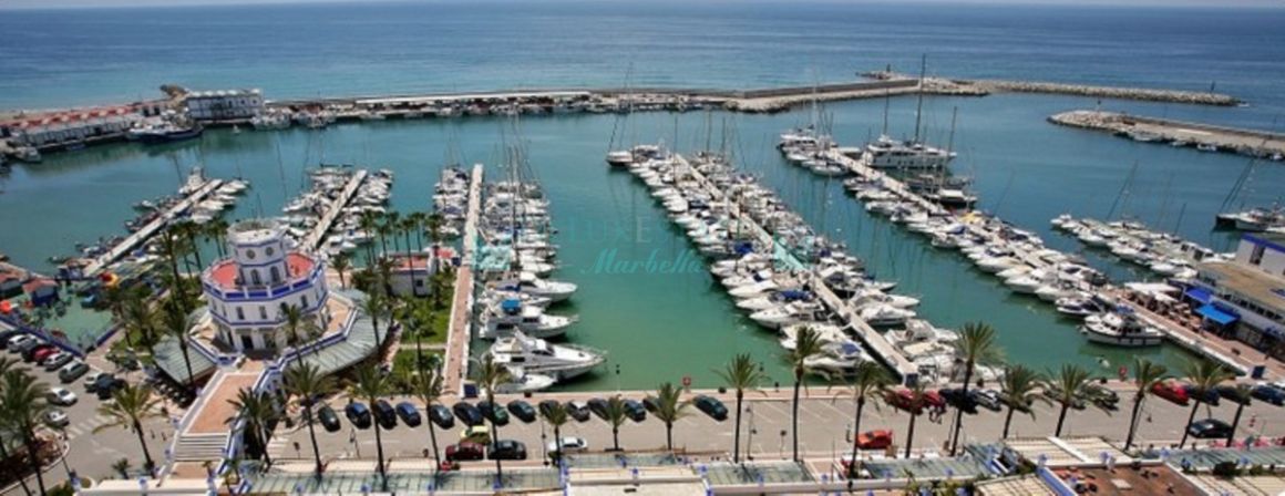 Penthouse in Estepona