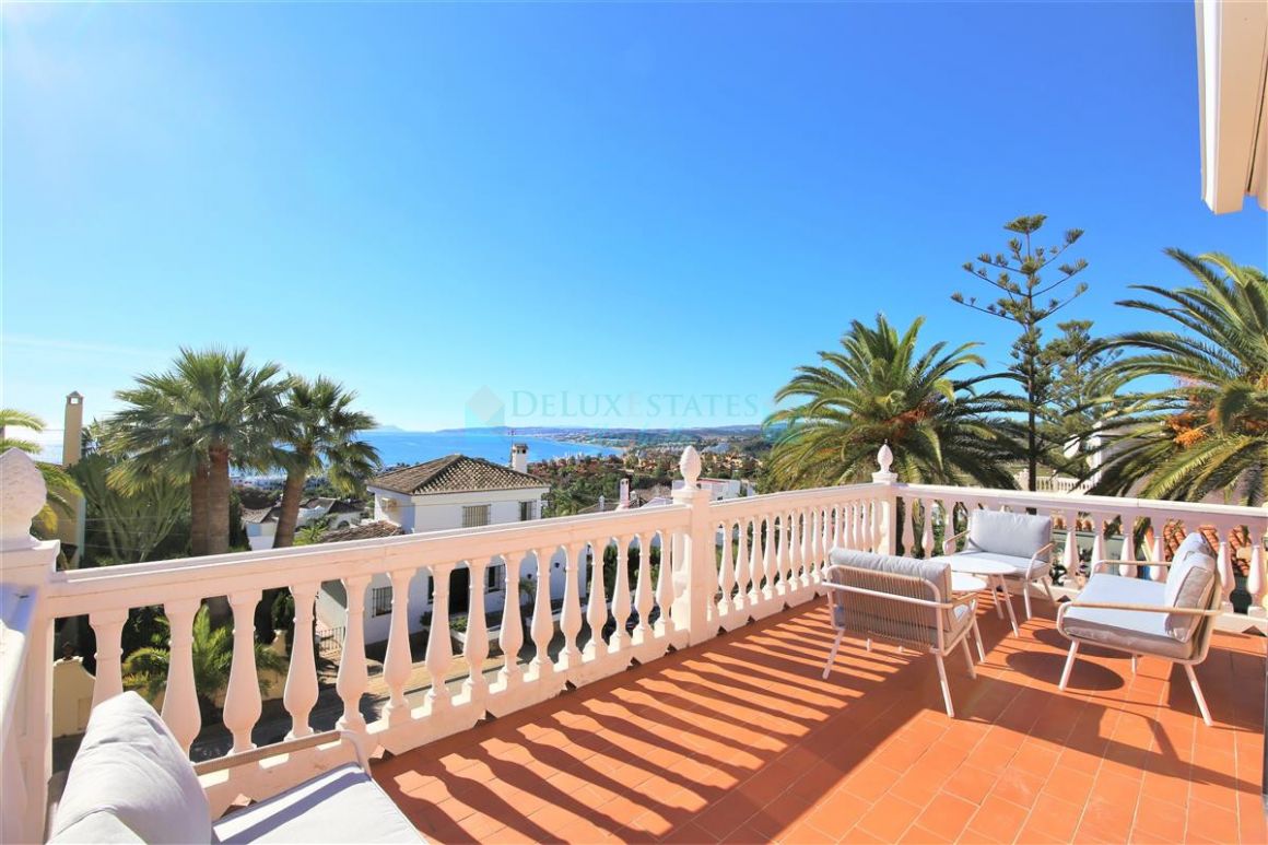 Villa for rent in Estepona