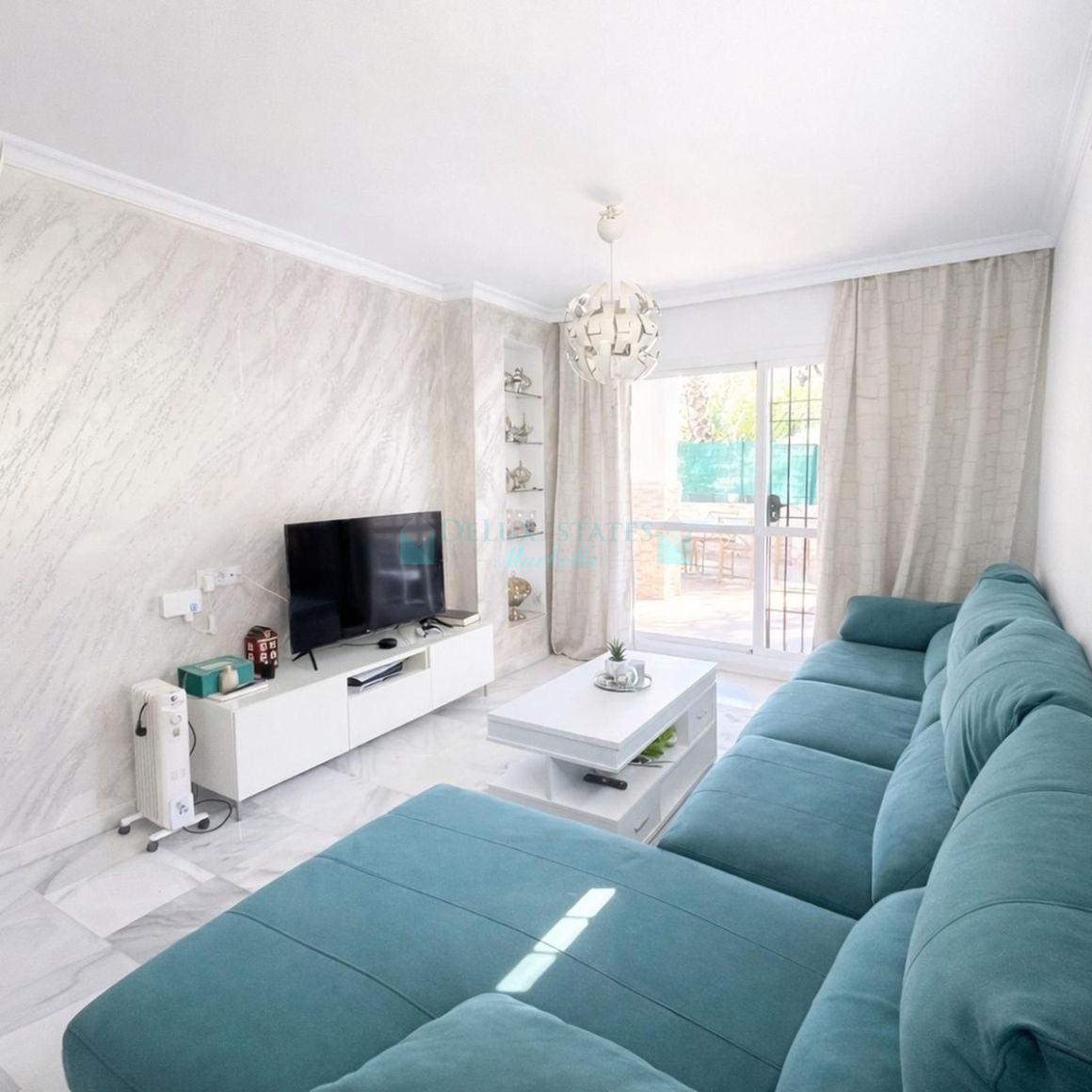 Apartamento Planta Baja en venta en  Aloha, Nueva Andalucia