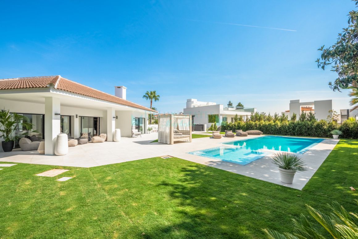 Villa en alquiler en Nueva Andalucia