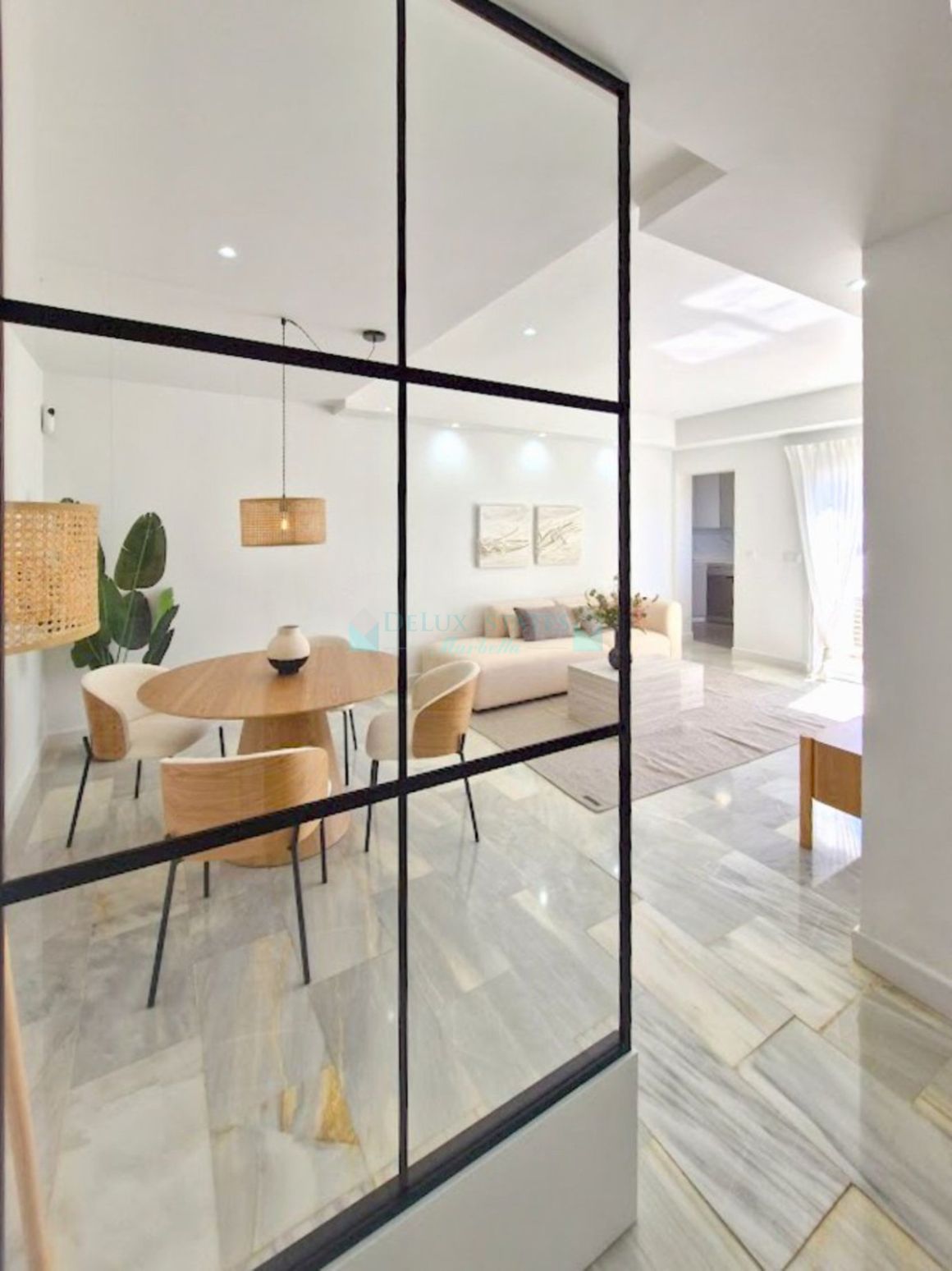 Apartment for sale in Estepona