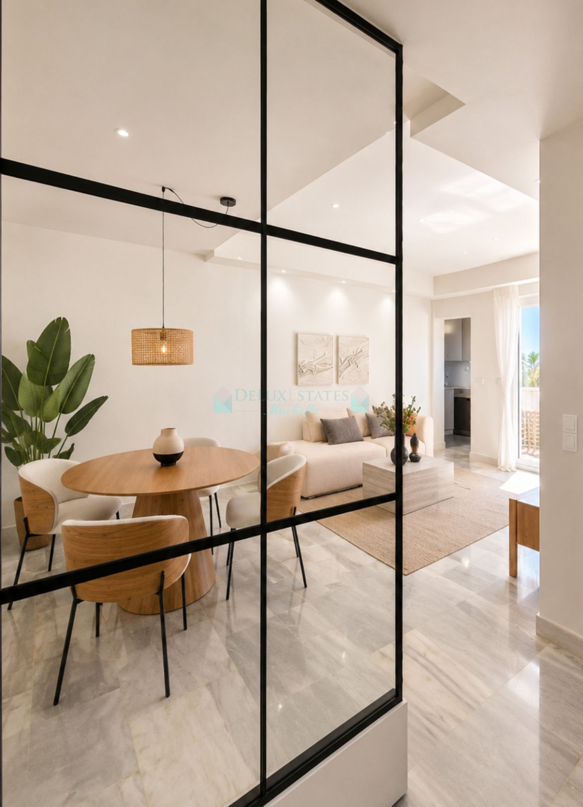 Apartment for sale in Estepona