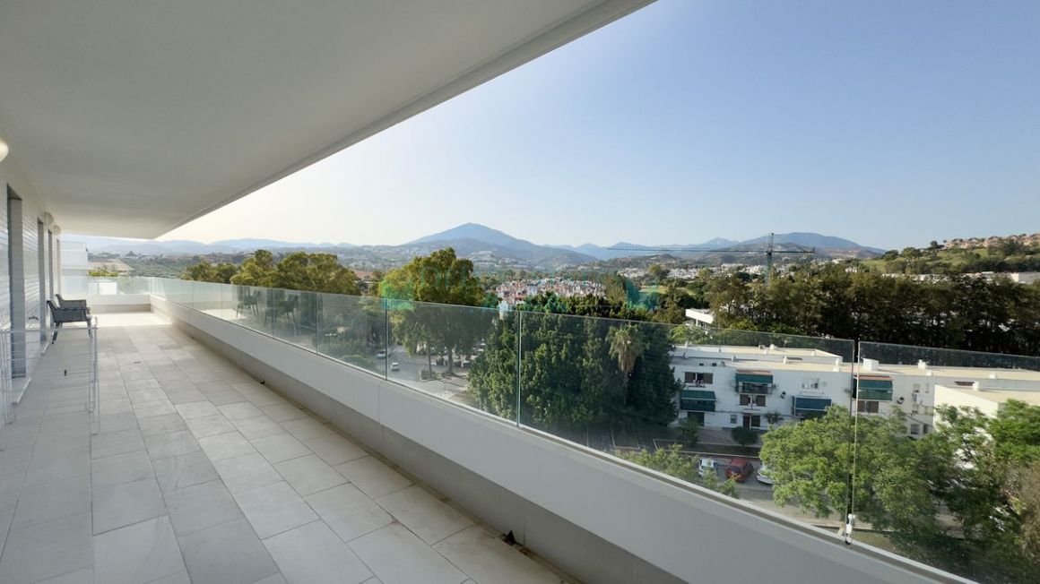Penthouse in Nueva Andalucia
