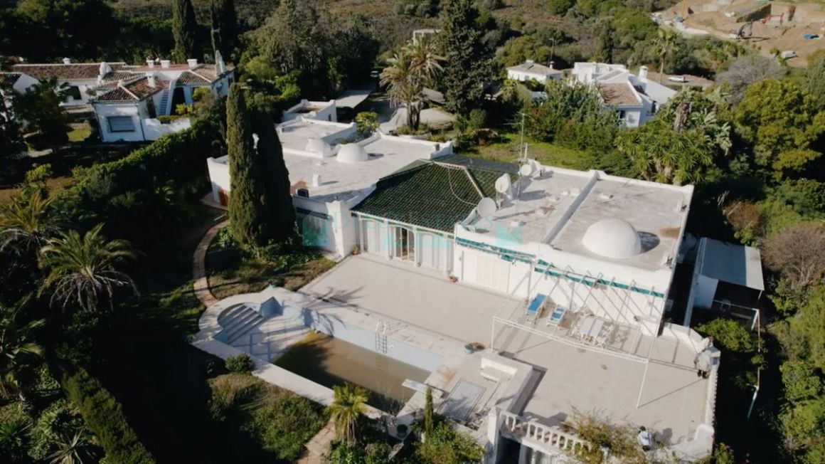 Villa for sale in Marbella Golden Mile