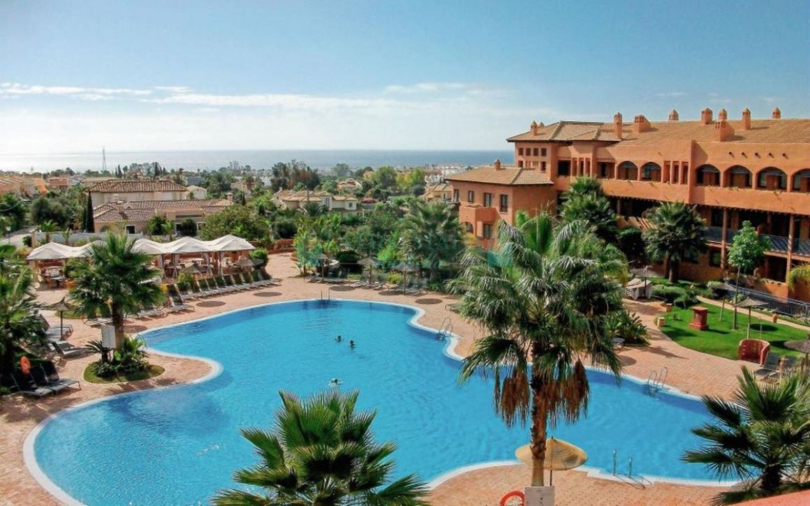 Apartment for sale in  Bel Air, Estepona