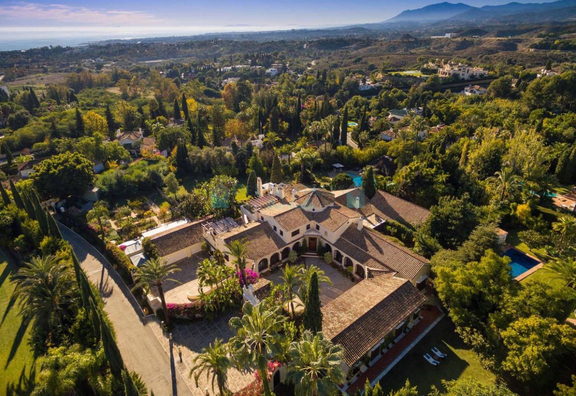 Villa for rent in  Sierra Blanca, Marbella Golden Mile