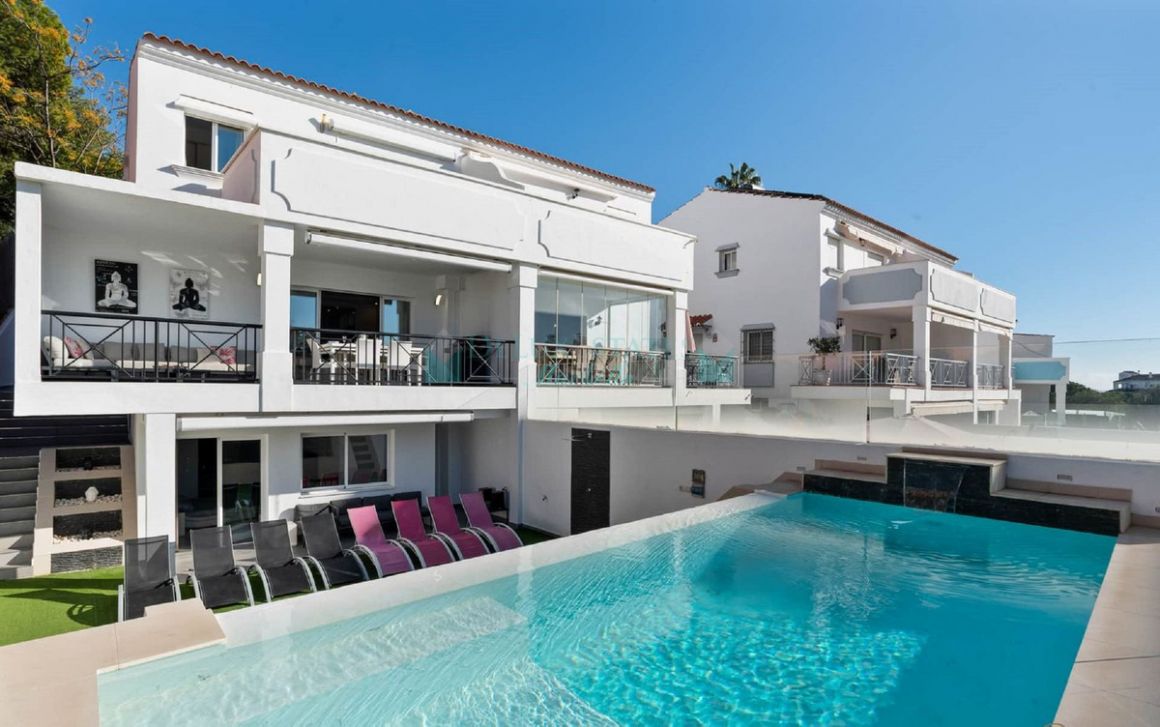 Semi Detached Villa in Marbella