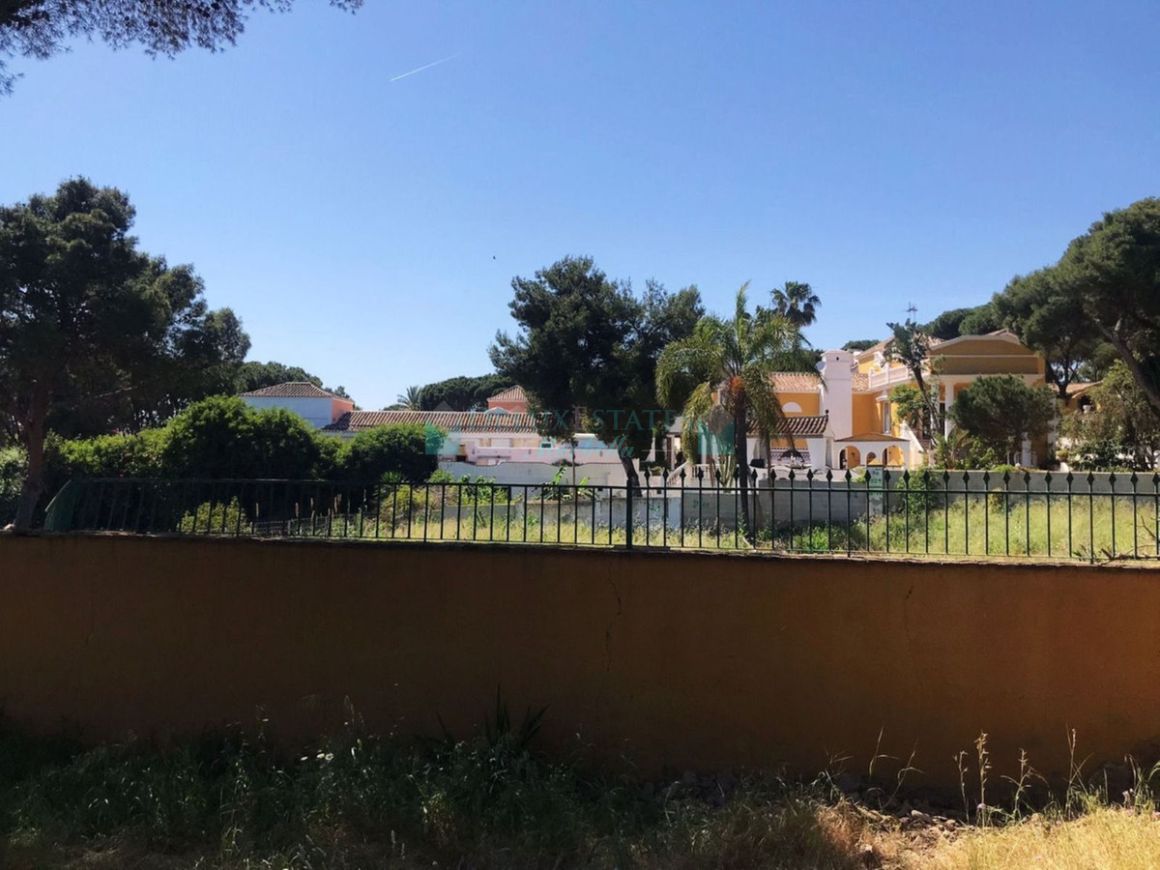 Residential Plot in Hacienda las Chapas, Marbella East
