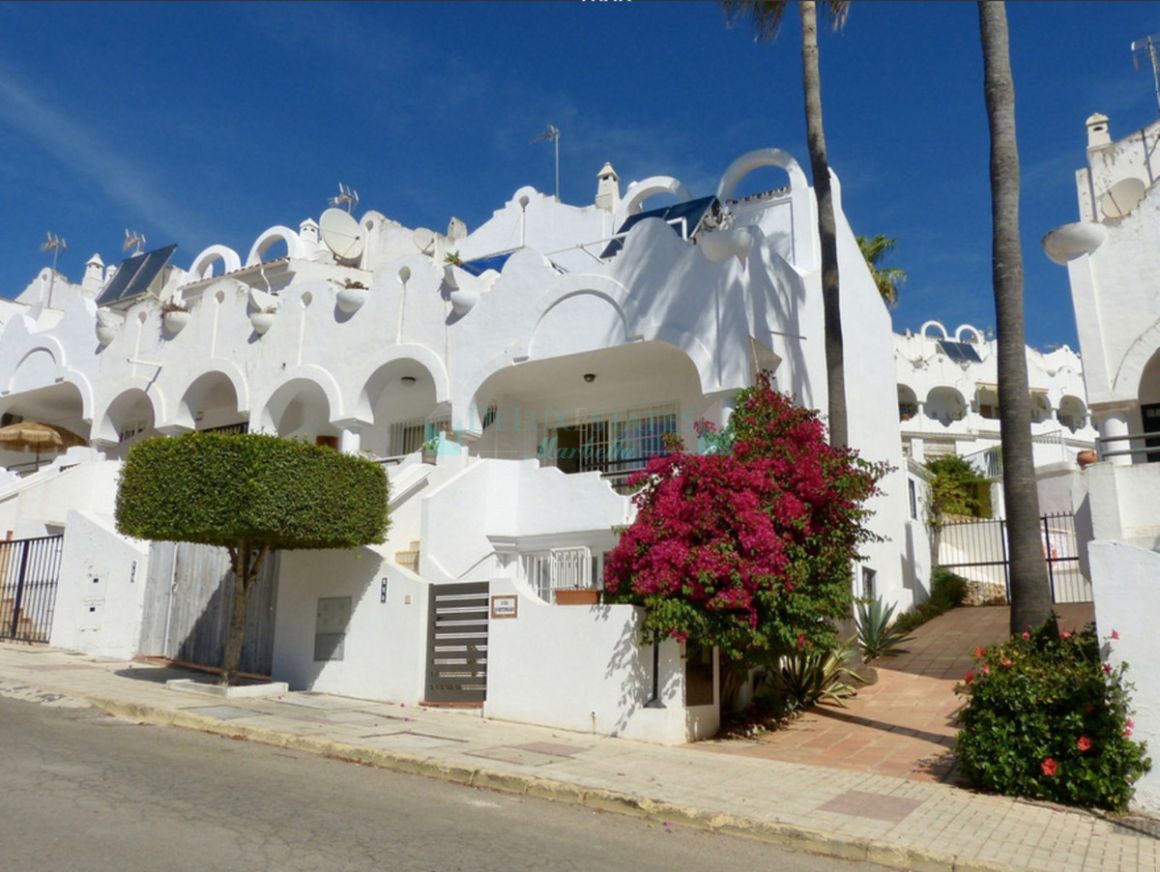 Town House for sale in  La Reserva de Marbella, Marbella East