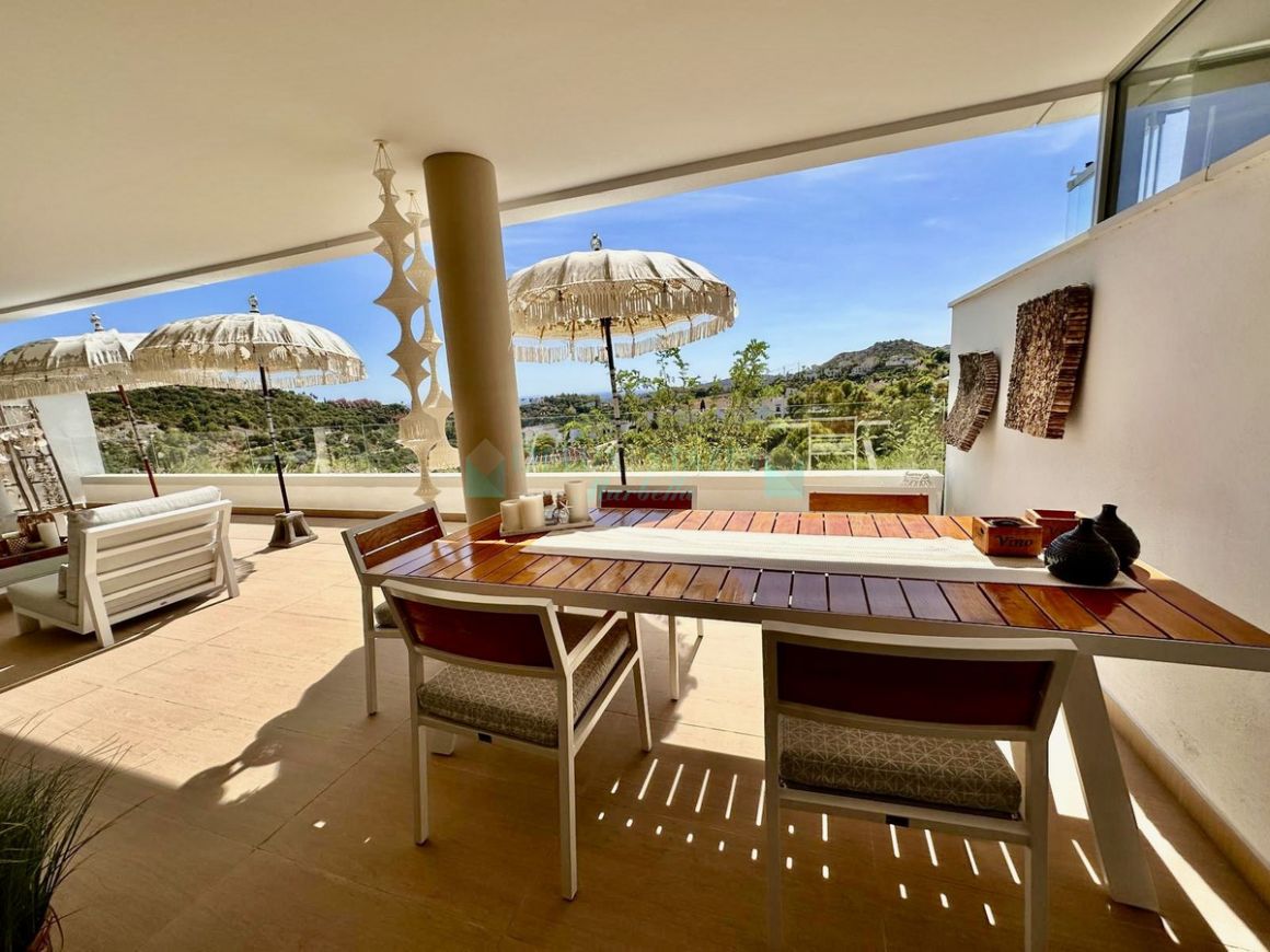 Ground Floor Apartment in Benahavis