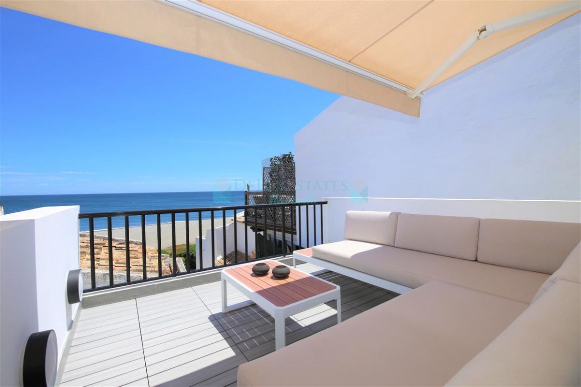 Semi Detached Villa for rent in Estepona