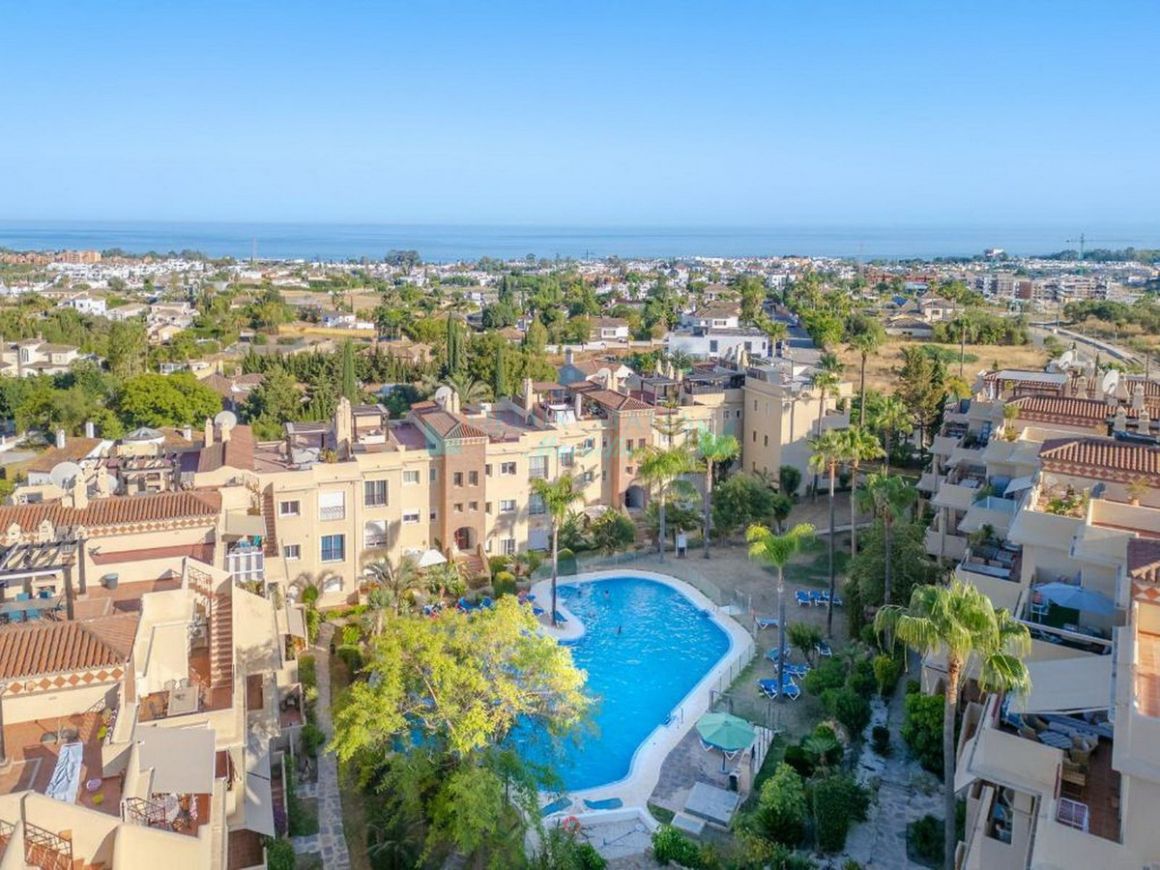 Ground Floor Apartment for sale in Benahavis