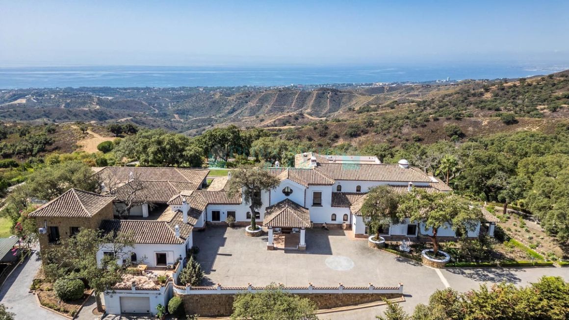 Villa for sale in Marbella