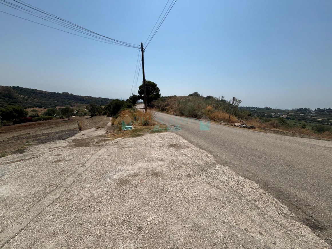 Residential Plot in Estepona