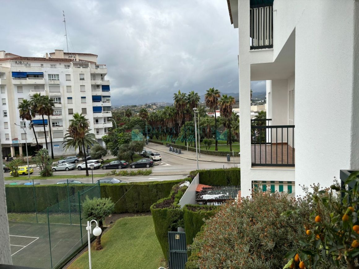Apartment for sale in Nueva Andalucia