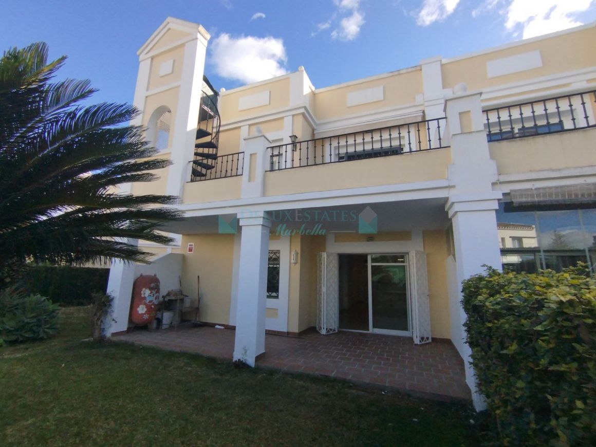 Ground Floor Apartment in Aloha, Nueva Andalucia