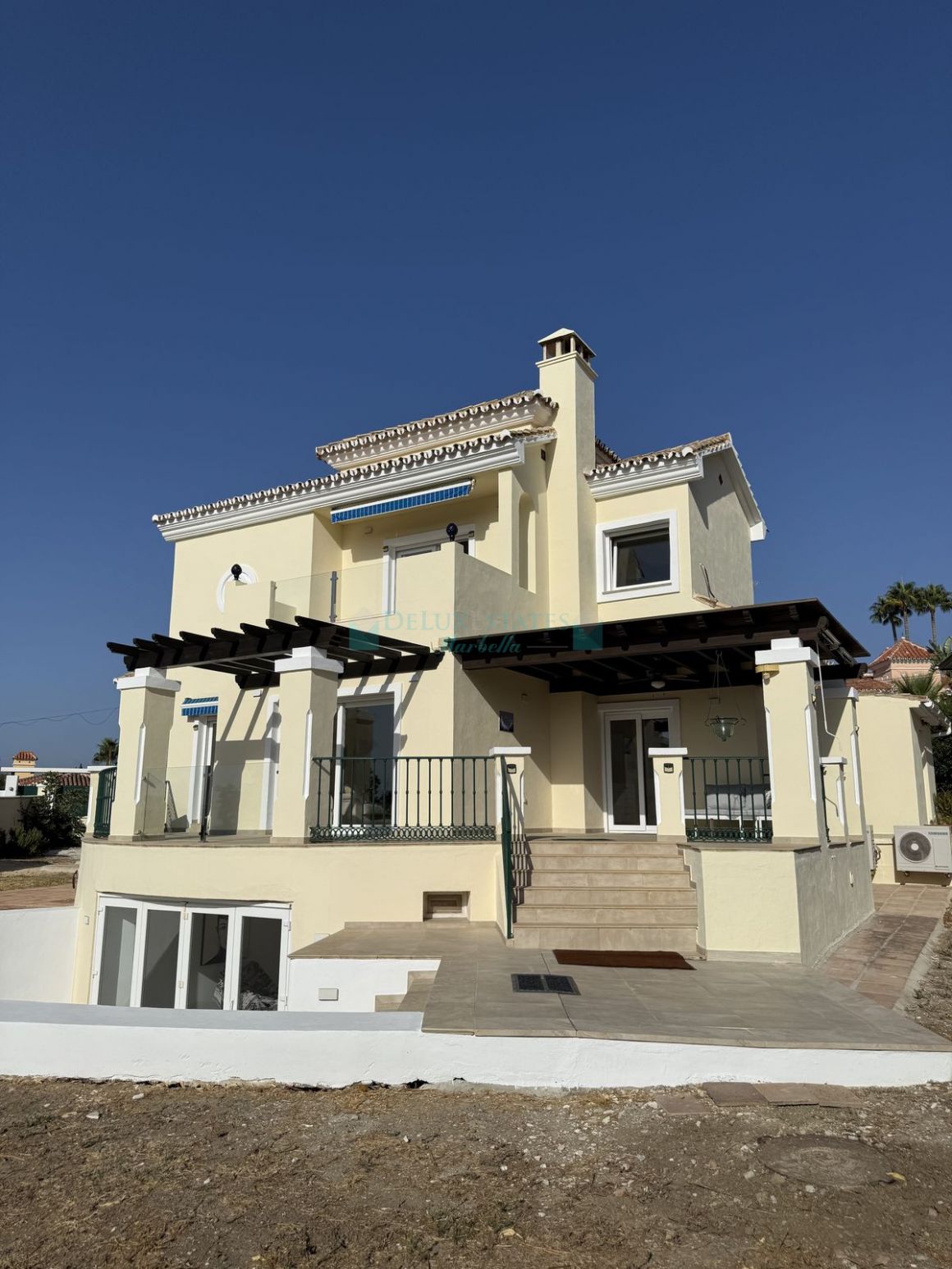 Villa in Estepona
