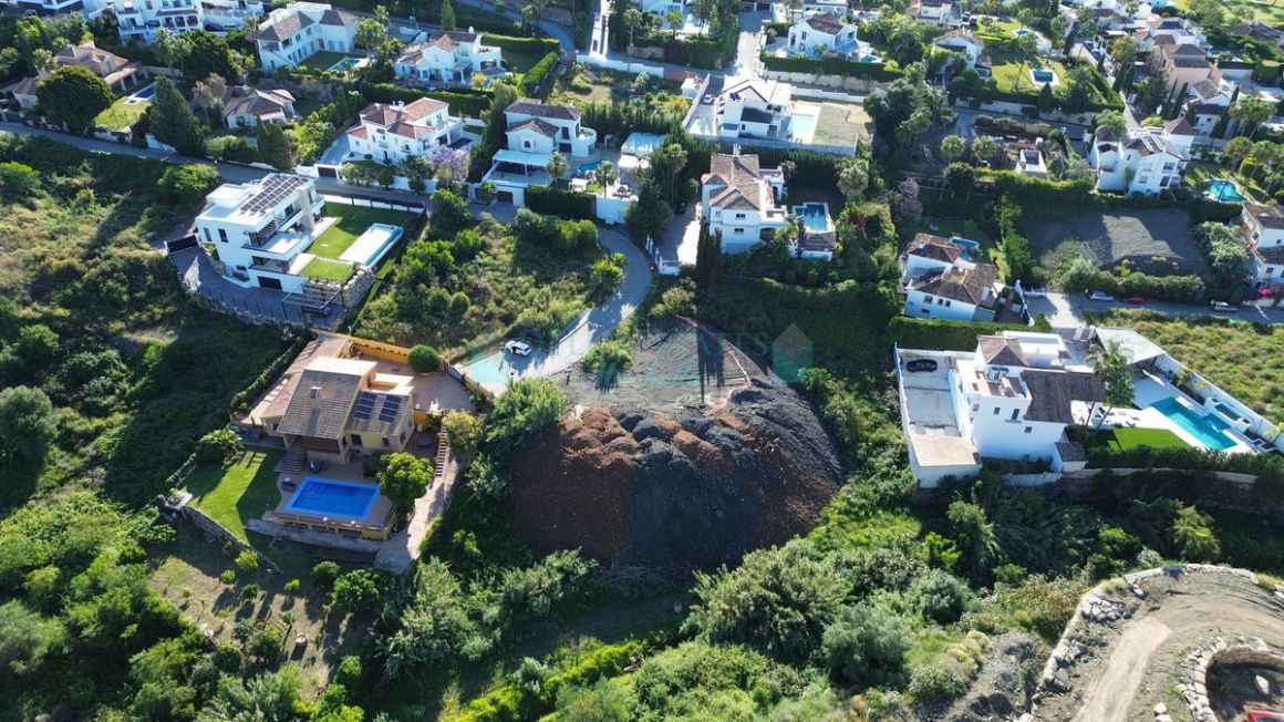 Residential Plot for sale in Benahavis