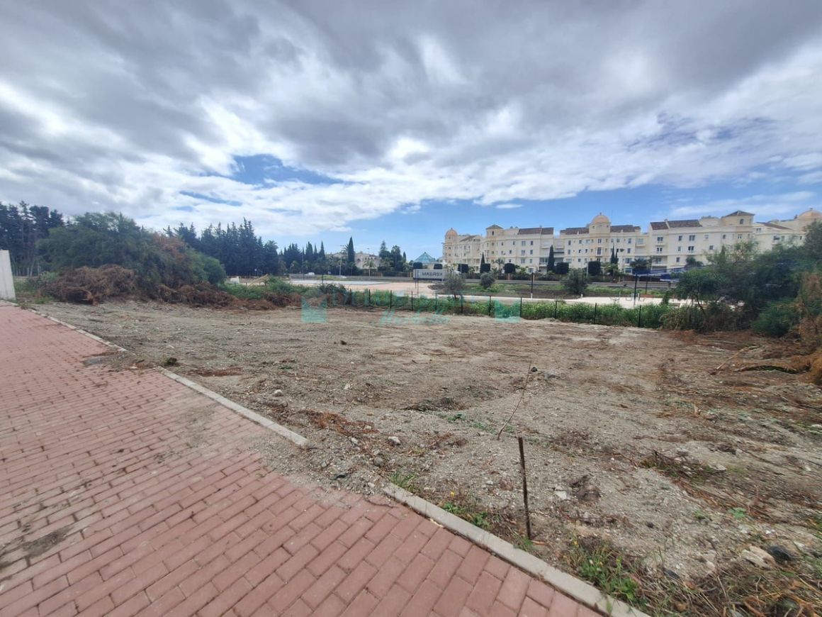 Residential Plot for sale in Estepona