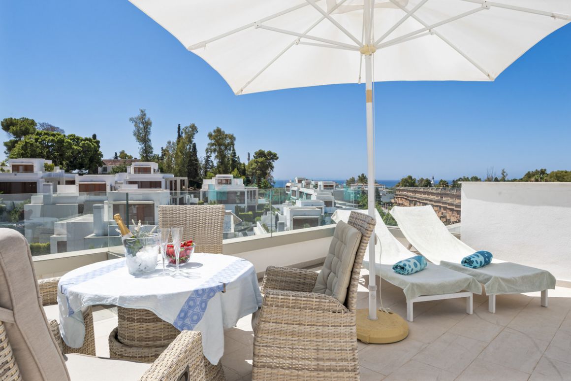 Semi Detached Villa in Marbella Golden Mile