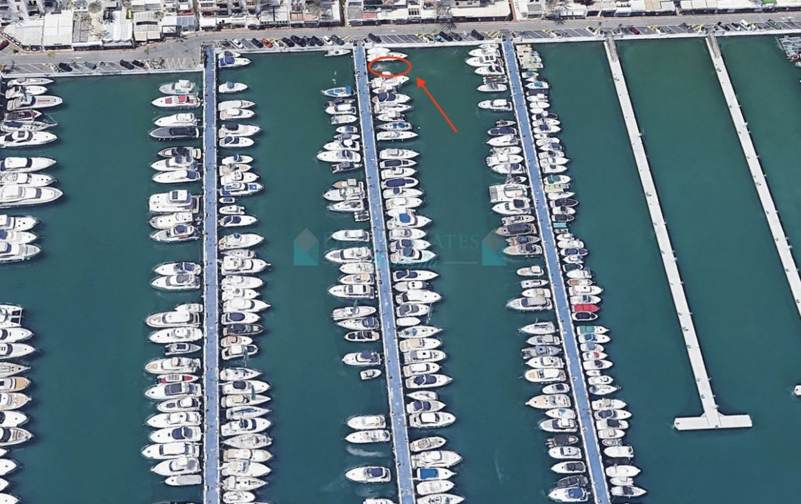 Mooring for sale in Marbella - Puerto Banus