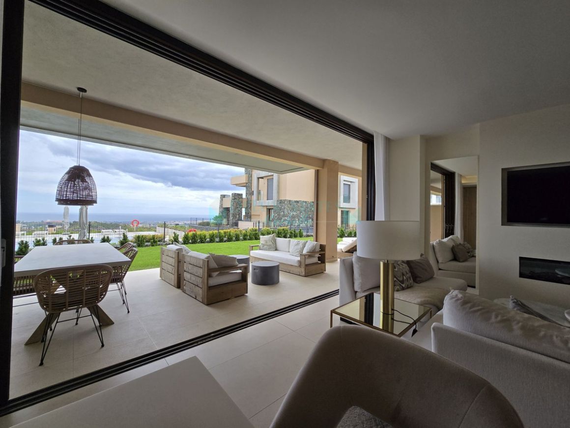 Ground Floor Apartment for sale in Benahavis