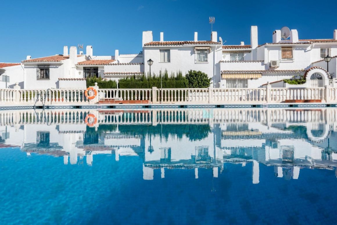 Semi Detached Villa in Estepona
