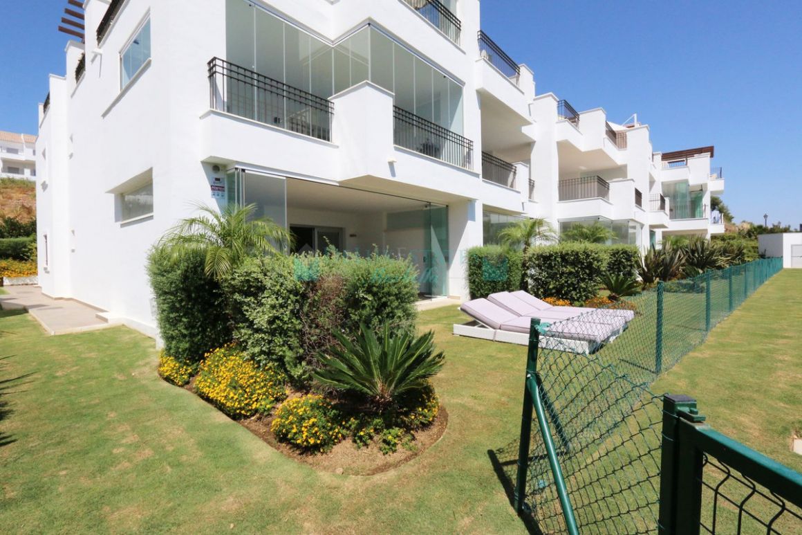Apartamento Planta Baja en La Mairena, Marbella Este