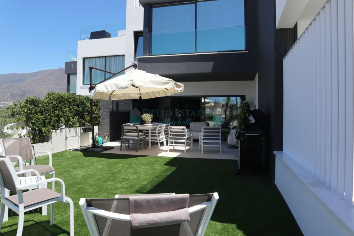Town House for rent in Estepona