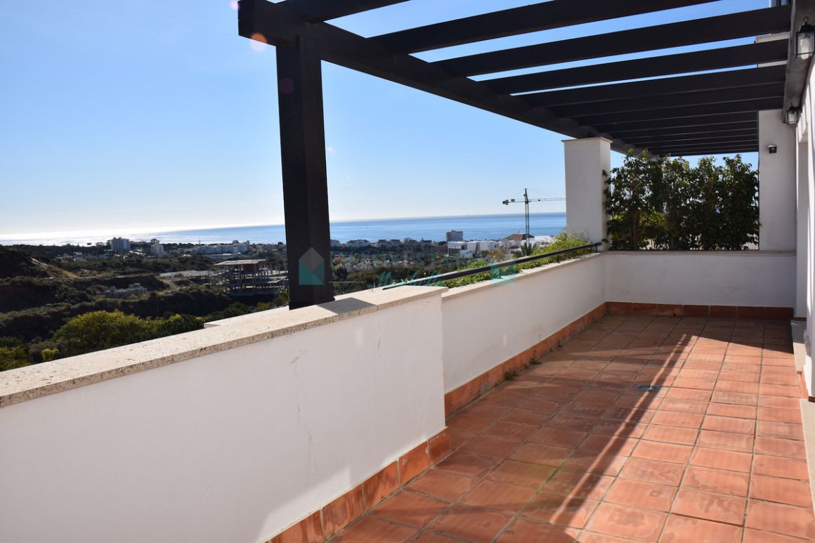 Villa Pareada en venta en  Santa Clara, Marbella Este