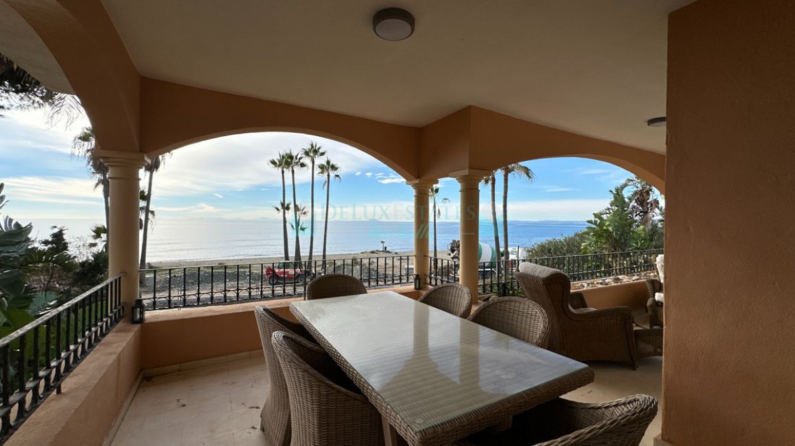 Ático en alquiler en Estepona