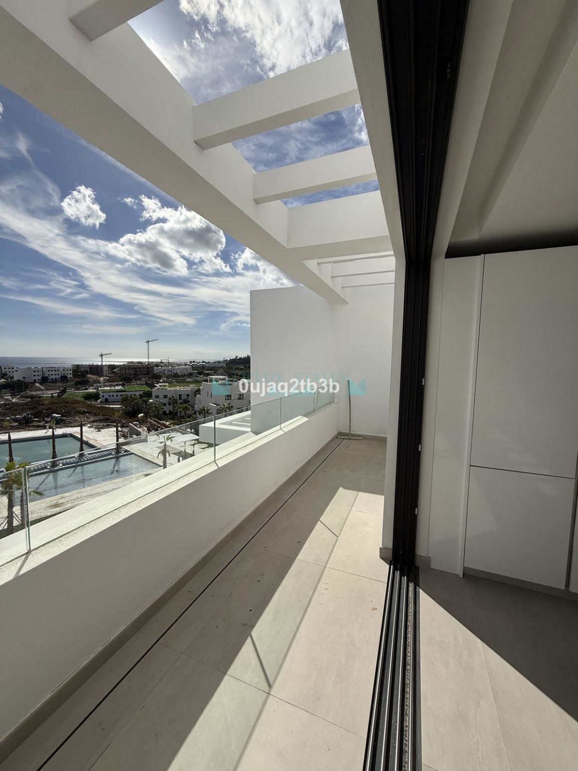 Penthouse for sale in Estepona