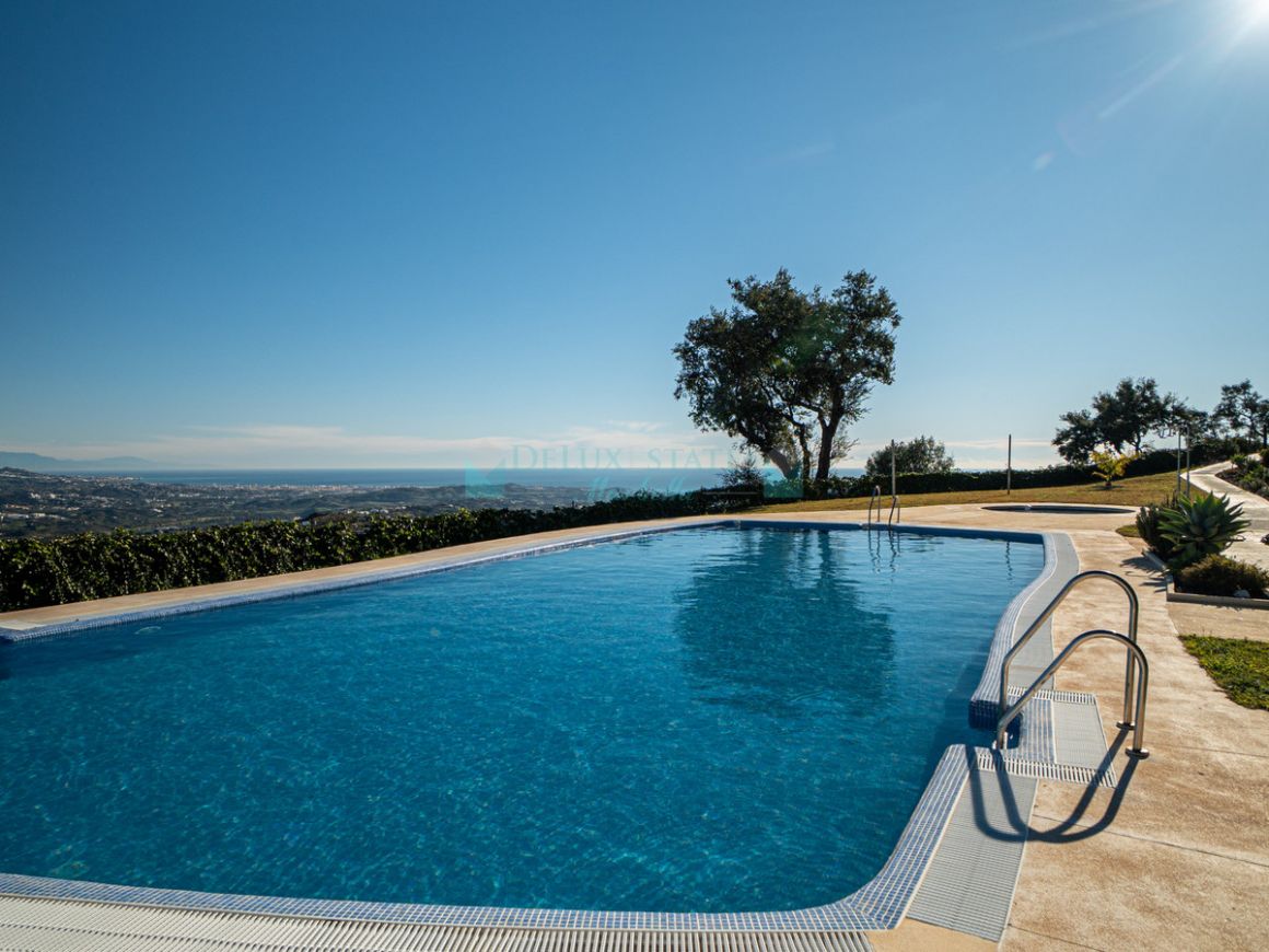 Town House for sale in Marbella