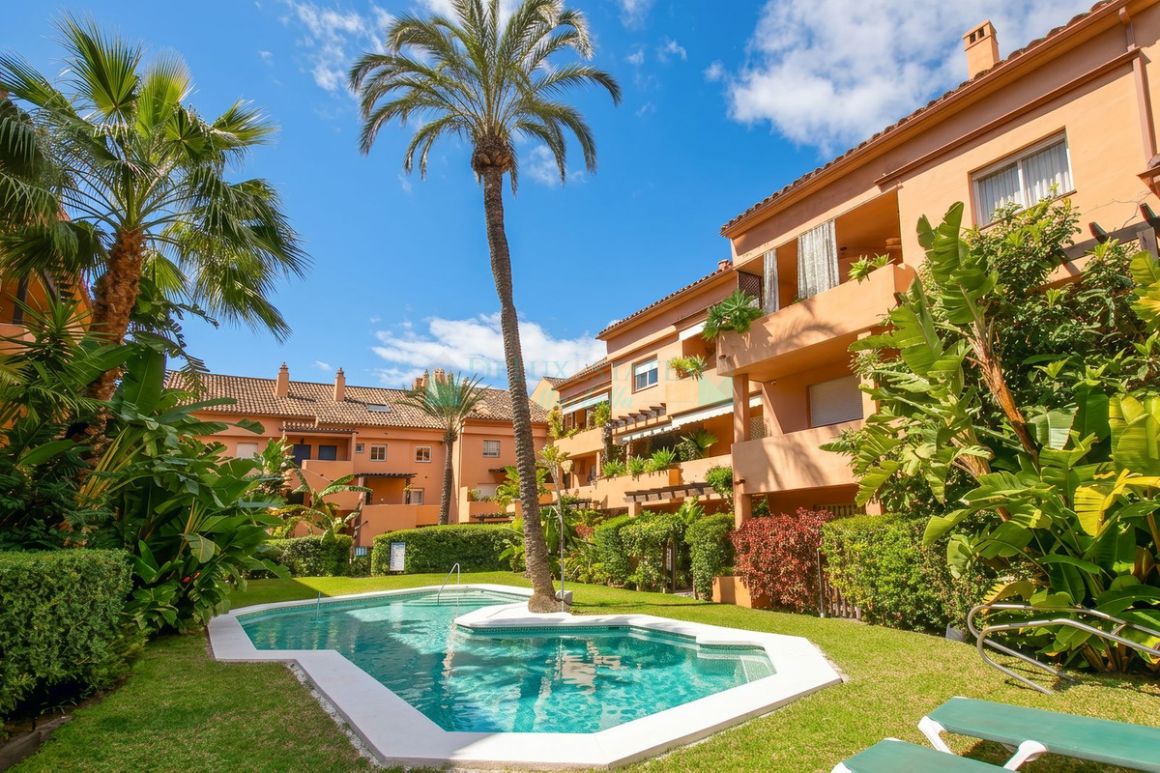 Ground Floor Apartment in Marbella Golden Mile
