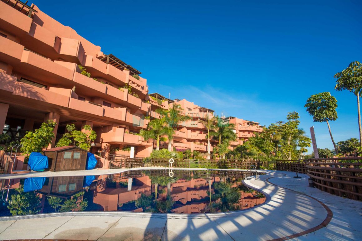 Ground Floor Apartment in New Golden Mile, Estepona