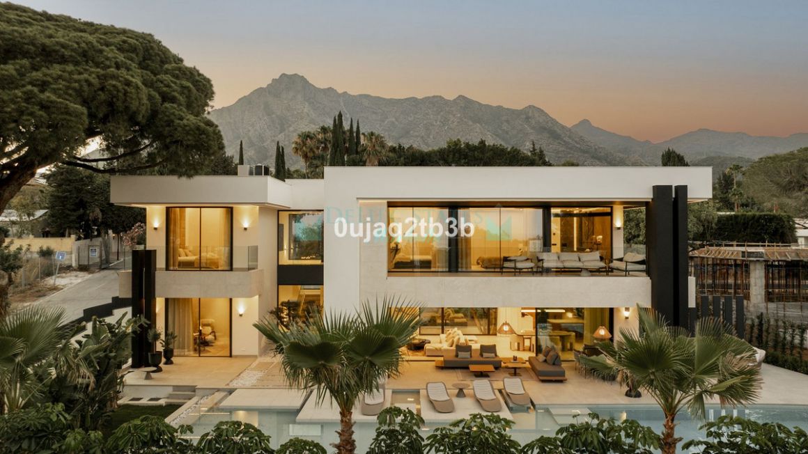 Villa in Nagüeles, Marbella Golden Mile