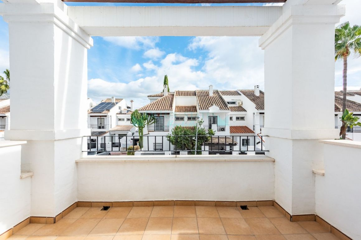 Adosado en venta en Nueva Andalucia