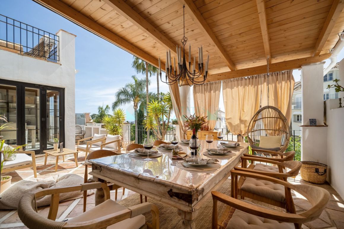 Town House for sale in Marbella