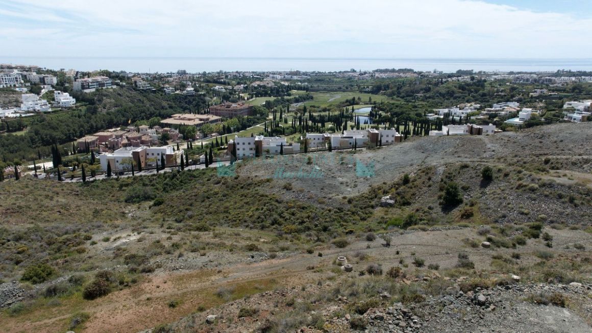 Residential Plot in Benahavis