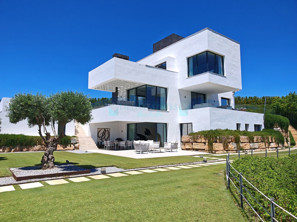 Villa en venta en Benahavis