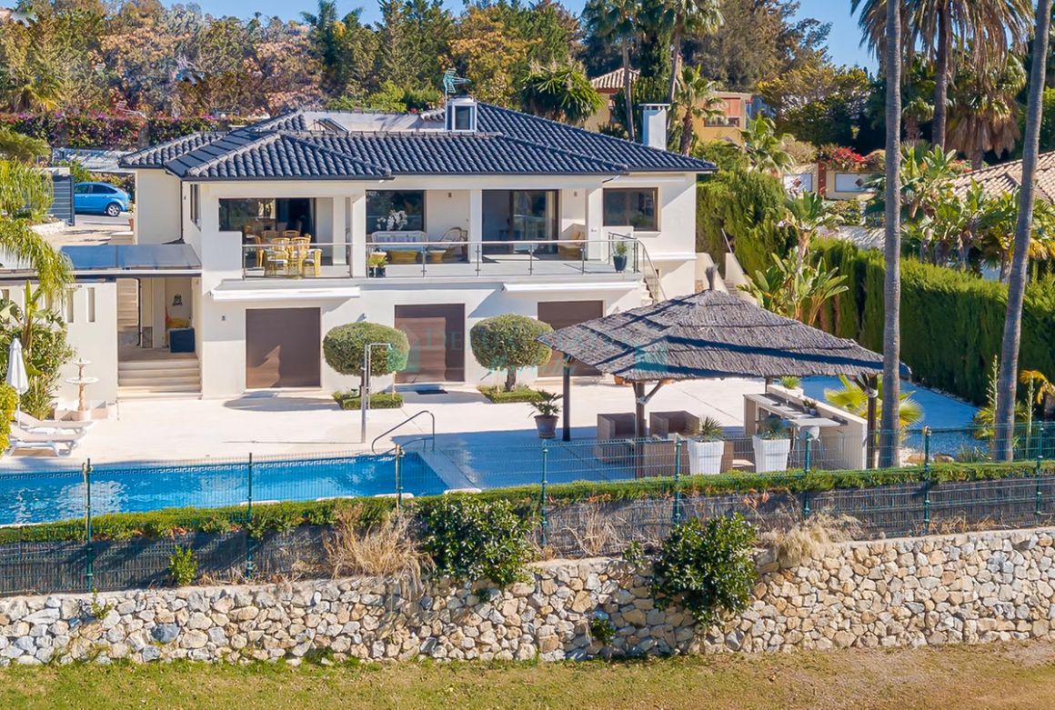 Villa for rent in Nueva Andalucia