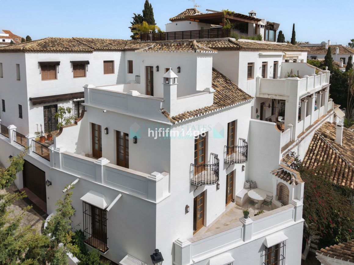Town House in Marbella Golden Mile