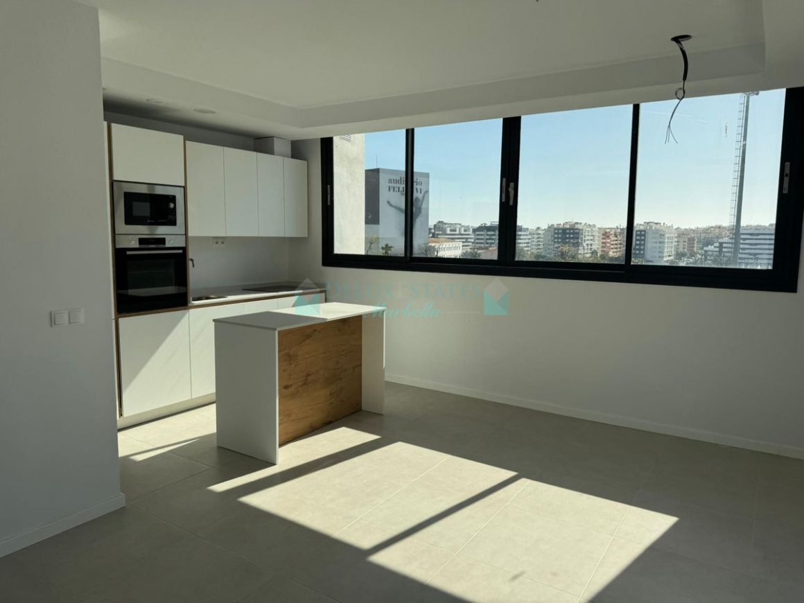 Penthouse for sale in Estepona