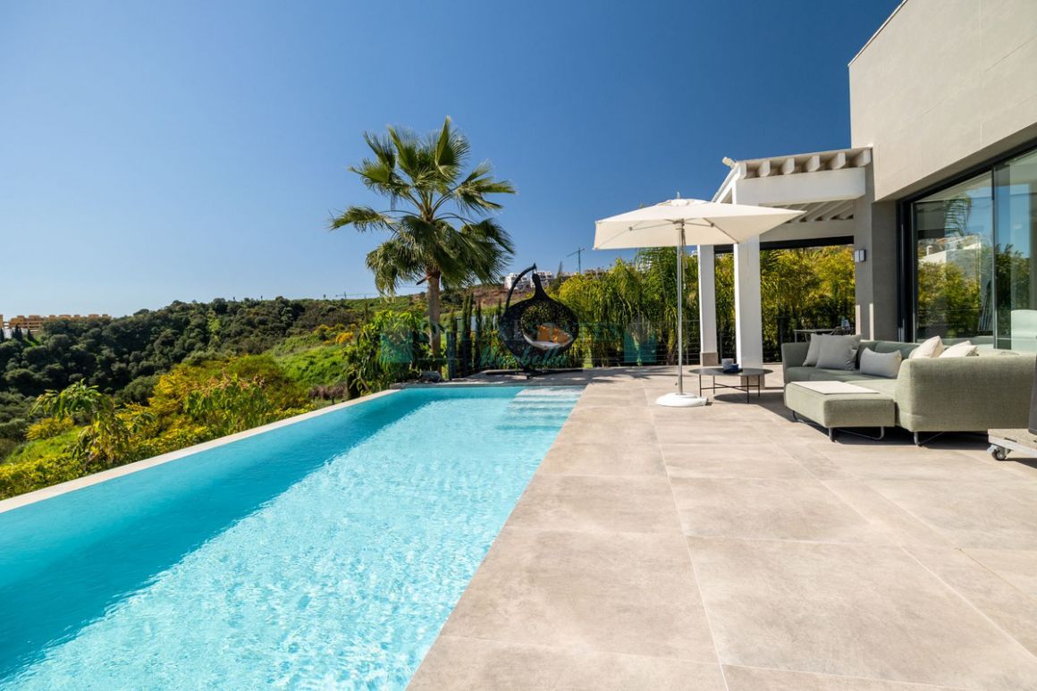 Villa in Selwo, Estepona