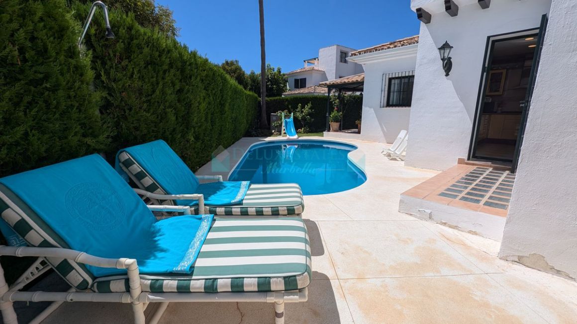 Semi Detached Villa for sale in San Pedro de Alcantara