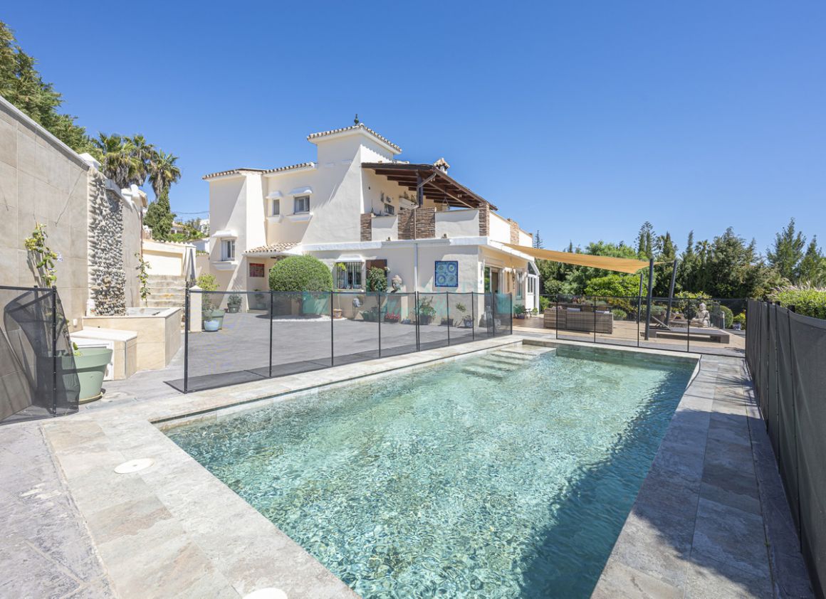 Villa in Estepona